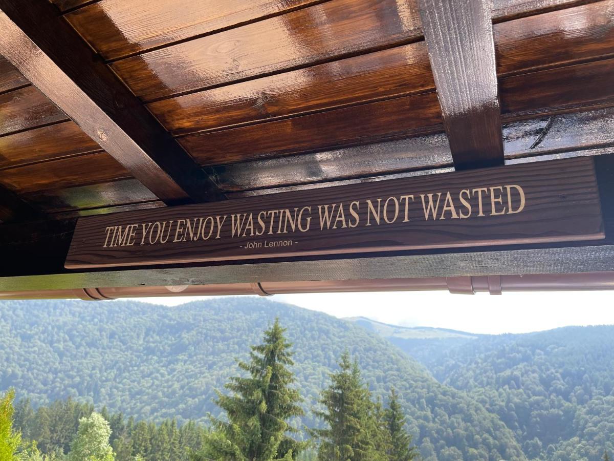The Nest Lägenhet Sinaia Exteriör bild